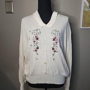 VINTAGE Dunedin Scotland Cottagecore Embroidered Floral Women's Sweater M